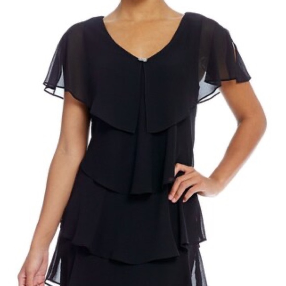 Ignite Evenings Jewel V-Neck Short Sleeve Georgette Tiered Capelet Shift Dress - Picture 3 of 8